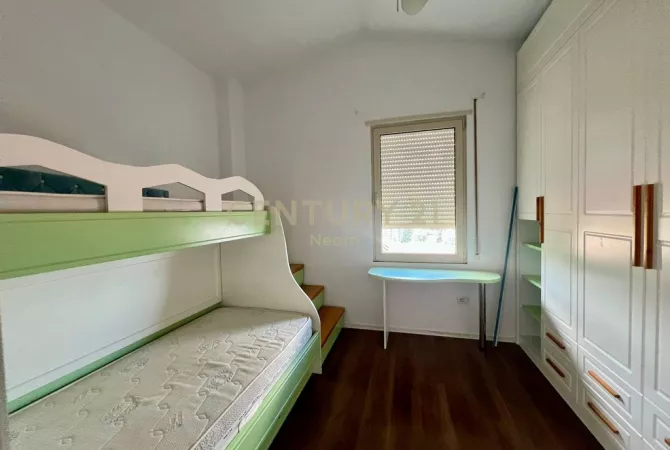 Shtepi me qera Apartament ne Tirane, 2+1, Mobilimi E mobiluar, Pagesa 850  Euro.