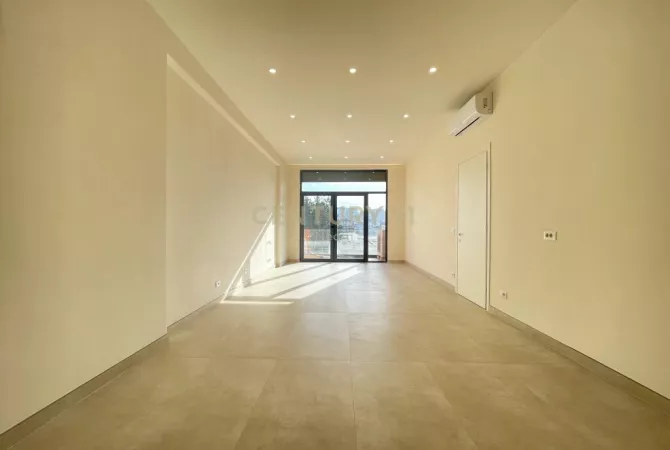 Ambient biznesi me qera 3+1 ne Tirane - 800 Euro