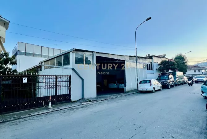Business Property for Rent 4+1 in Tirana - 3,600 Euro