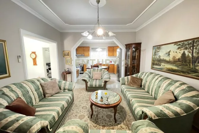 Shtepi ne shitje 4+1 ne Tirane - 280,000 Euro