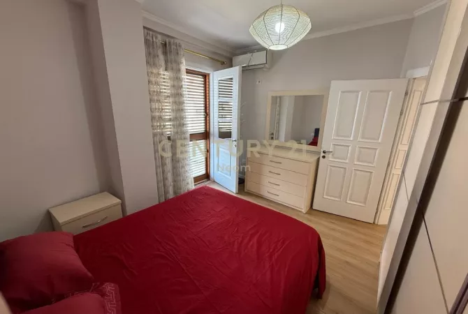 Shtepi ne shitje Apartament ne Tirane, 1+1, Mobilimi E mobiluar, Pagesa 140,000  Euro.