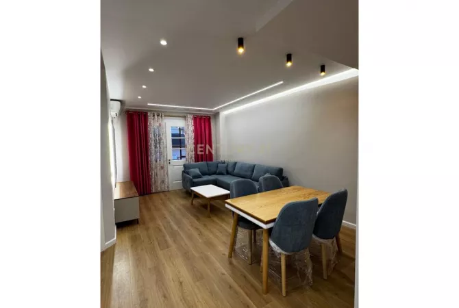 Shtepi ne shitje 1+1 ne Tirane - 140,000 Euro
