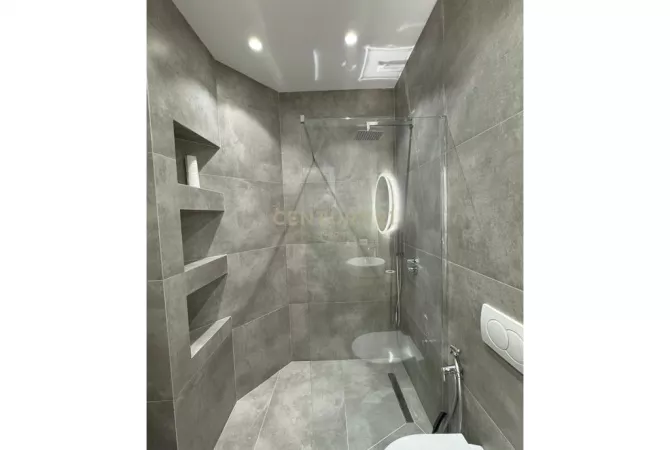 Shtepi ne shitje Apartament ne Tirane, 2+1, Mobilimi E mobiluar, Pagesa 260,000  Euro.