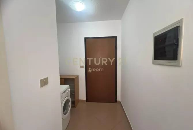 Shtepi me qera Apartament ne Tirane, 2+1, Mobilimi E mobiluar, Pagesa 700  Euro.