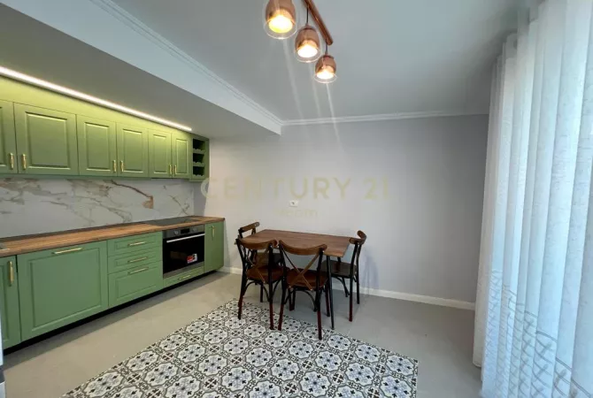 Penthouse (panoramic top floor) for rent in Tirana 2+1, Furnished