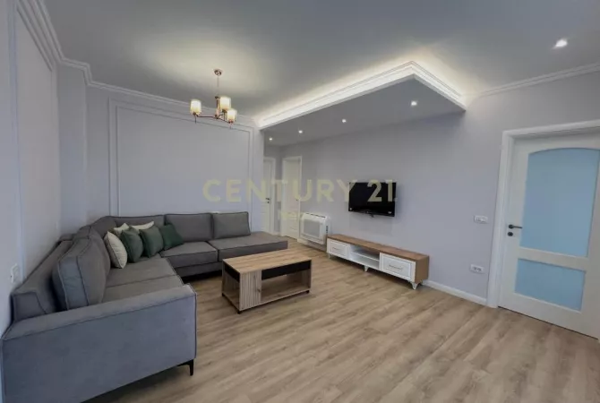 Shtepi me qera 2+1 ne Tirane - 1,000 Euro