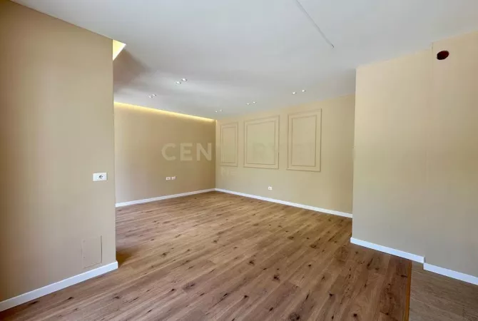 Apartment for sale in Tirana 2+1, Emty