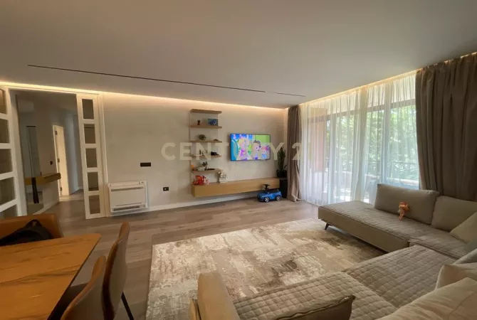 Shtepi ne shitje 3+1 ne Tirane - 355,000 Euro