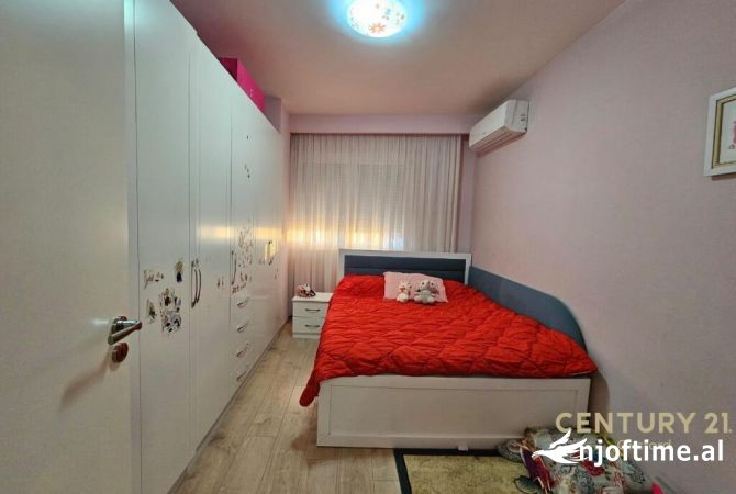 Shtepi ne shitje 4+1 ne Tirane - 300,000 Euro