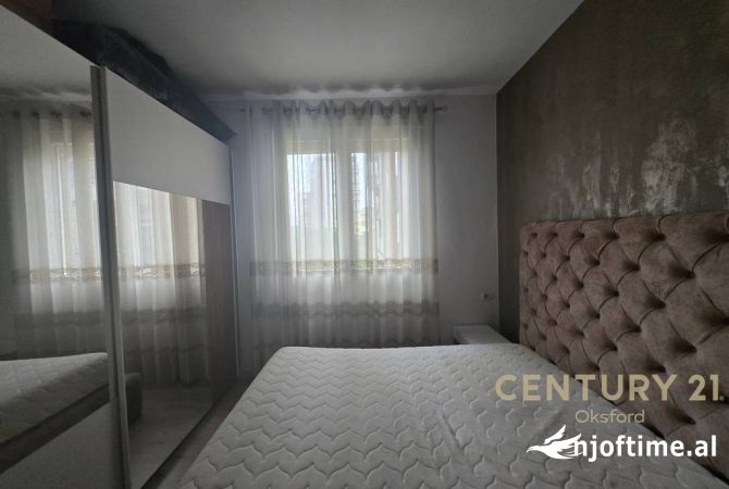 Shtepi me qera Apartament ne Tirane, 2+1, Mobilimi E mobiluar, Pagesa 700  Euro.