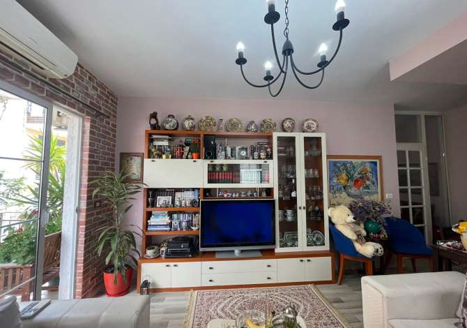 Shtepi ne shitje 3+1 ne Tirane - 145,000 Euro