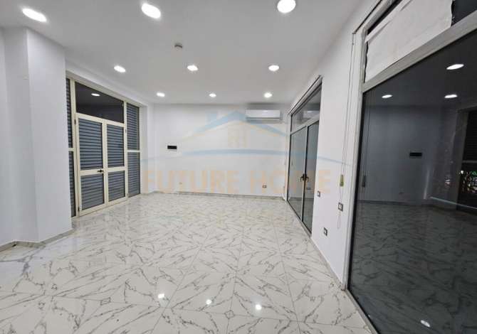 Qera, Ambient Biznesi, Rruga e Kavajes.