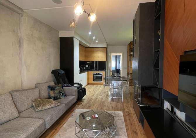 Shtepi ne shitje 2+1 ne Tirane - 260,000 Euro