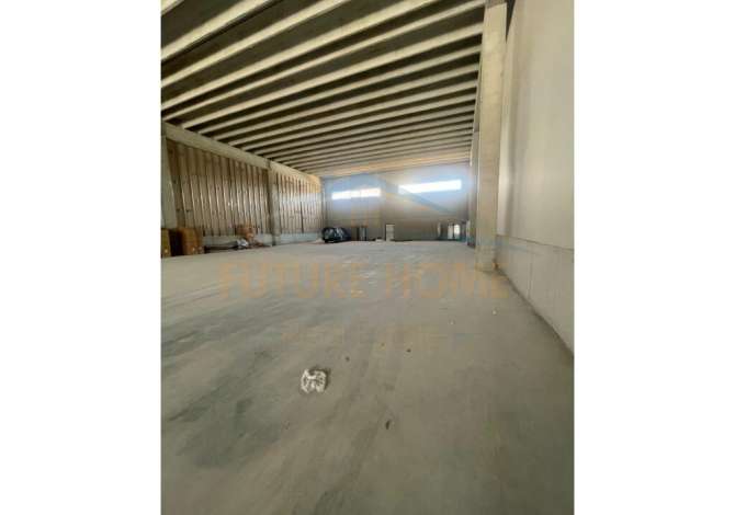 Ambient biznesi me qera 5+1 ne Tirane - 2,600 Euro