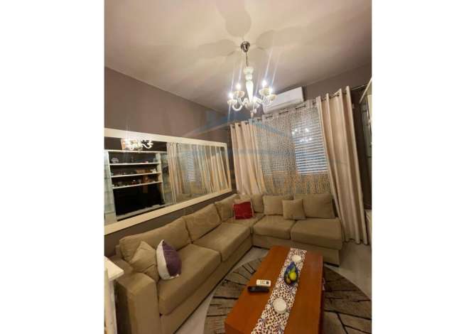 Shtepi me qera 2+1 ne Tirane - 1,000 Euro