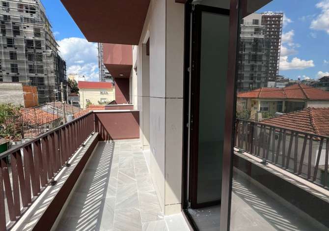 Shtepi me qera 2+1 ne Tirane - 700 Euro