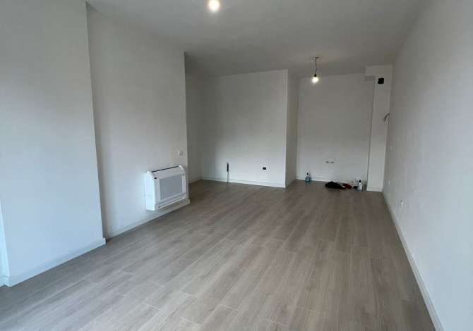 Shtepi me qera 2+1 ne Tirane - 700 Euro