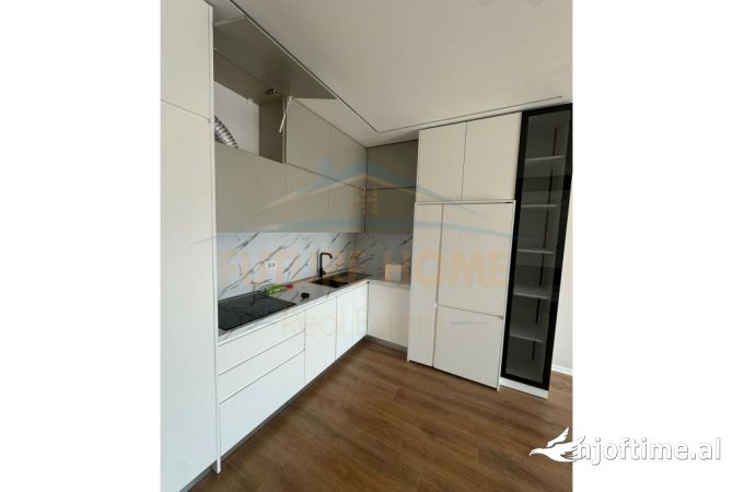 Shtepi me qera Apartament ne Tirane, 2+1, Mobilimi E mobiluar, Pagesa 850  Euro.