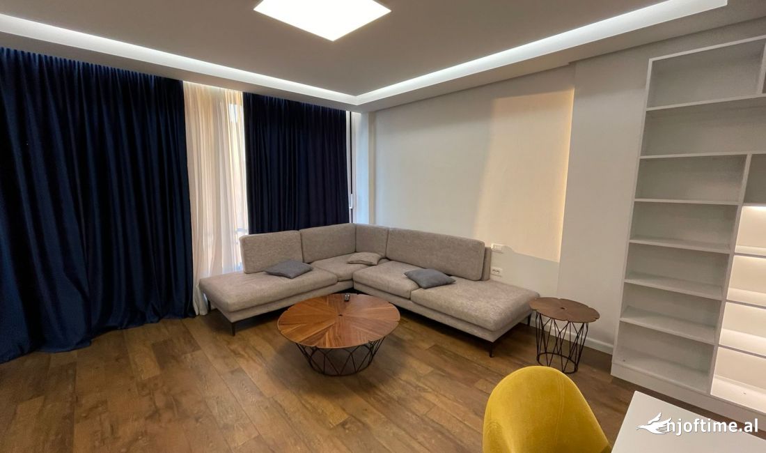 Shtepi ne shitje Apartament ne Tirane, 3+1, Mobilimi E mobiluar, Pagesa 630,000  Euro.