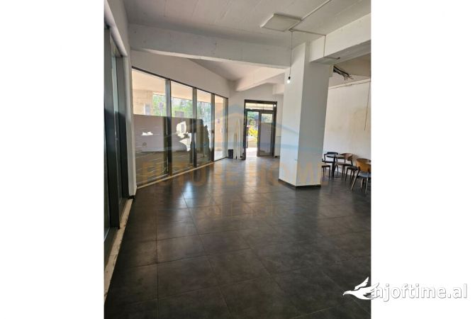 Ambient biznesi ne shitje 1+1 ne Tirane - 285,000 Euro