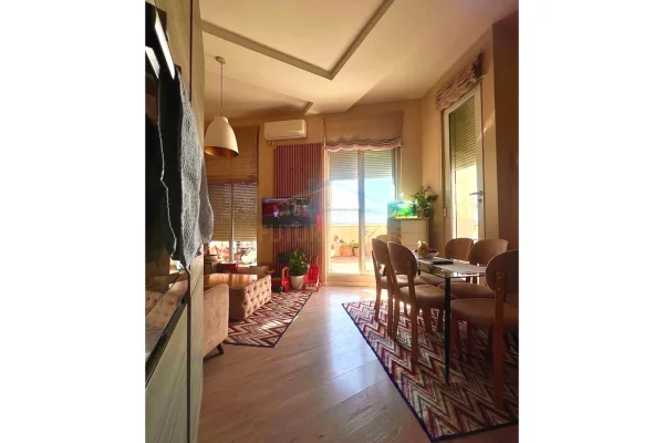 Shtepi ne shitje 2+1 ne Tirane - 238,000 Euro