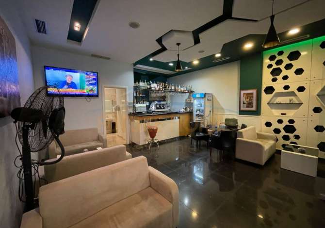 Tirane, shes lokal Kati 0, 110 m2 310.000 Euro (Prane kryqezimit te Don Boskos) PARK28071