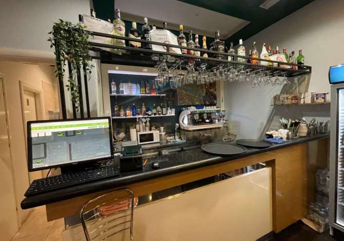 Tirane, shes lokal Kati 0, 110 m2 310.000 Euro (Prane kryqezimit te Don Boskos) PARK28071