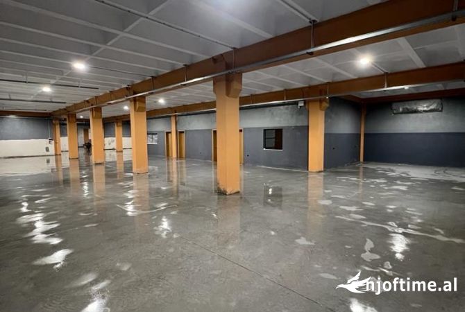Ambient biznesi me qera 1+1 ne Durres - 3,000 Euro