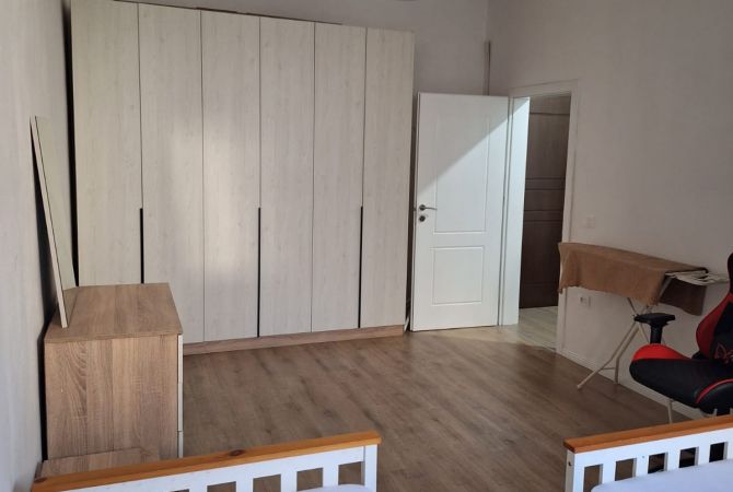 Shtepi me qera 1+1 ne Tirane - 50,000 Leke