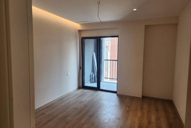 Shtepi me qera Apartament ne Tirane, 2+1, Mobilimi Bosh, pa mobiluar, Pagesa 500  Euro.