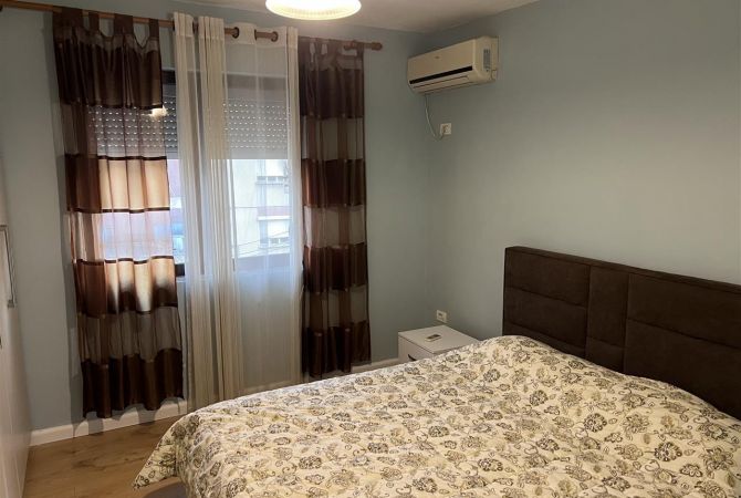 Shtepi me qera Apartament ne Tirane, 1+1, Mobilimi E mobiluar, Pagesa 50,000  Leke.