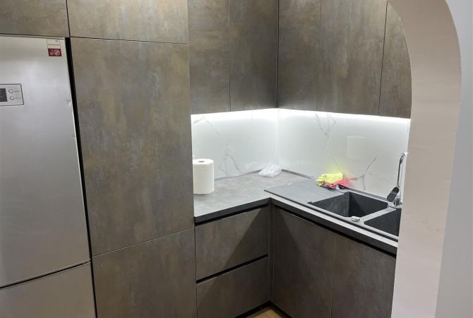 Shtepi me qera 1+1 ne Tirane - 50,000 Leke