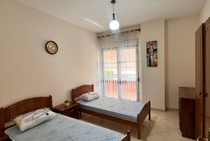 Shtepi me qera Apartament ne Tirane, 2+1, Mobilimi E mobiluar, Pagesa 62,000  Leke.