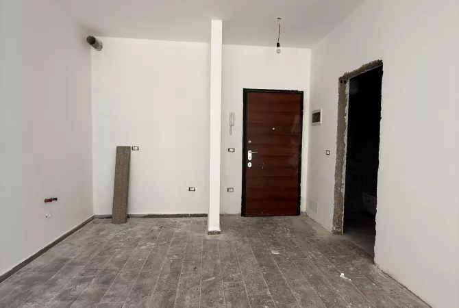 Shtepi me qera 1+1 ne Tirane - 450 Euro