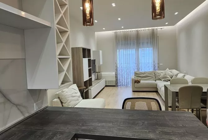 Shtepi me qera Apartament ne Tirane, 2+1, Mobilimi E mobiluar, Pagesa 1,000  Euro.