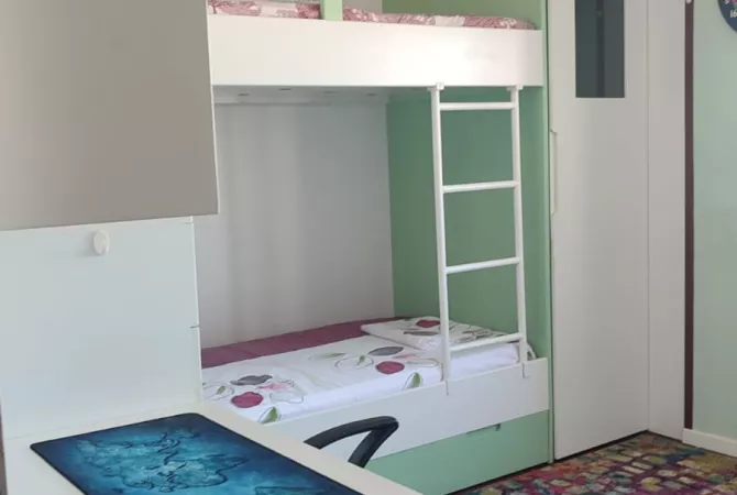 Shtepi me qera 2+1 ne Tirane - 600 Euro