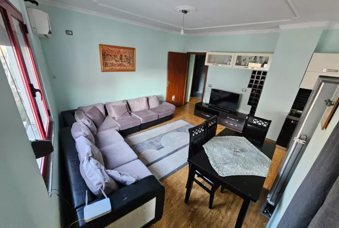 Shtepi me qera Apartament ne Tirane, 1+1, Mobilimi E mobiluar, Pagesa 40,000  Leke.