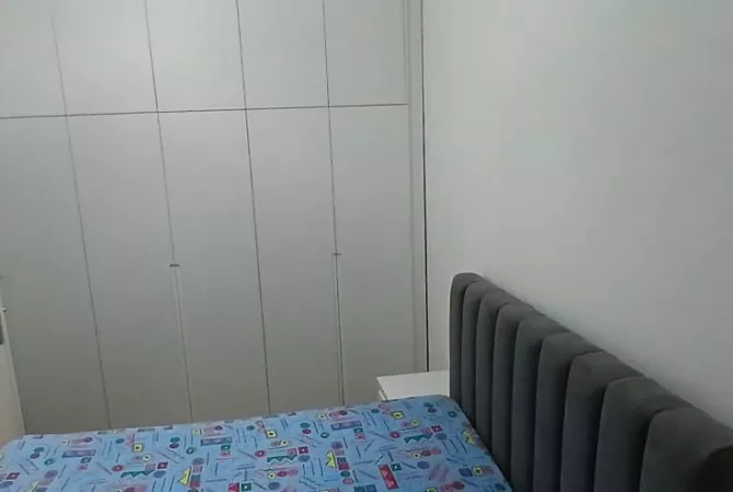Shtepi me qera 1+1 ne Tirane - 42,000 Leke
