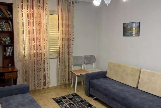 Shtepi ne shitje 2+1 ne Tirane - 130,000 Euro