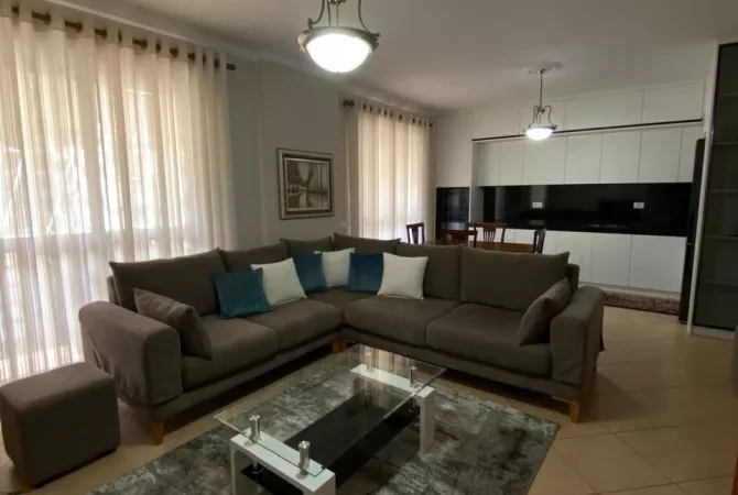 Shtepi me qera 1+1 ne Tirane - 800 Euro
