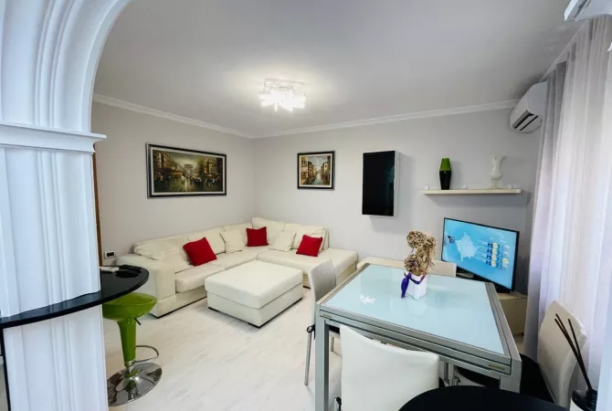 Casa in affitto 2+1 a Tirana - 1,000 Euro