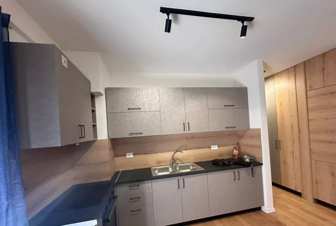 Shtepi me qera 1+1 ne Tirane - 550 Euro