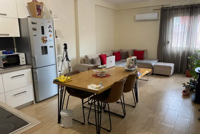 Shtepi me qera 1+1 ne Tirane - 500 Euro