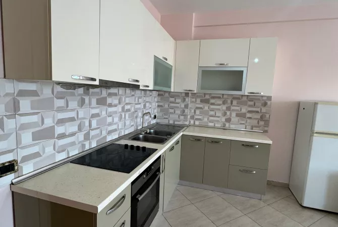 Shtepi ne shitje 1+1 ne Tirane - 105,000 Euro