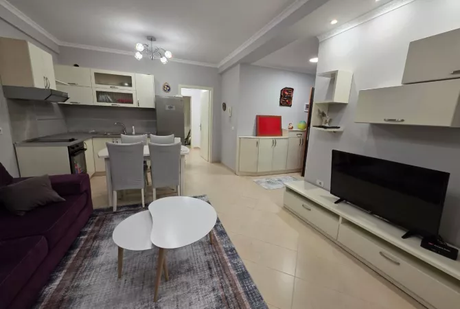Shtepi me qera 2+1 ne Tirane - 500 Euro