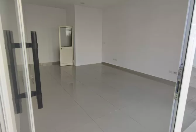 Ambient biznesi me qera 1+1 ne Tirane - 400 Euro