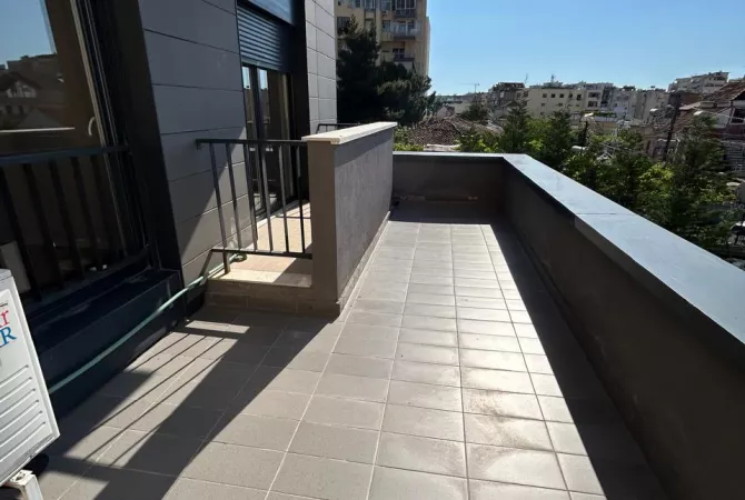Casa in vendita 2+1 a Tirana - 23,000,000 Leke