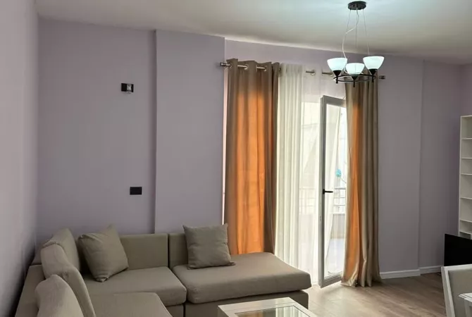 Shtepi me qera 1+1 ne Tirane - 600 Euro