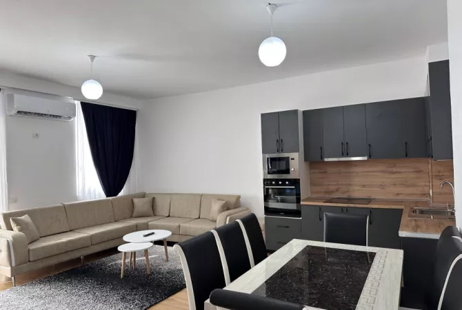 Shtepi me qera 2+1 ne Tirane - 550 Euro