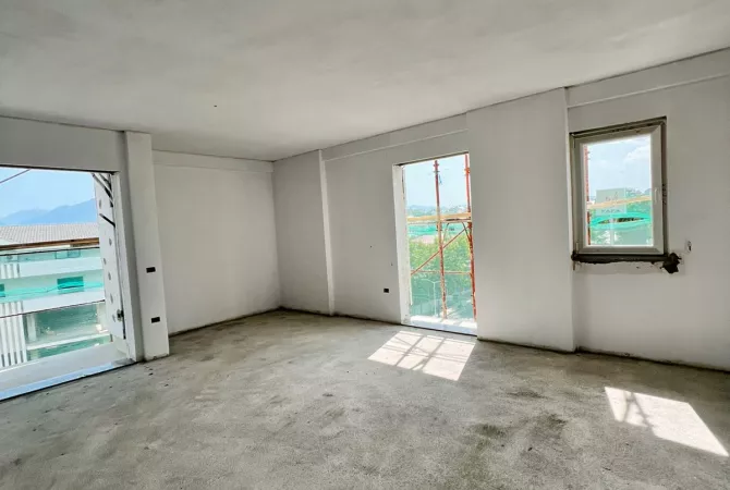 Shtepi ne shitje 2+1 ne Tirane - 83,000 Euro